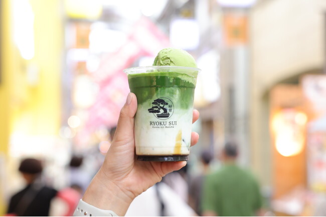 大阪・天神橋に本格抹茶ブランド【京都宇治抹茶・緑翠】が上陸！「とろり天使のわらびもち」天神橋本店で販売開始