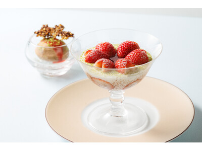 フランス・パリのショコラトリー「ル・ショコラ・アラン・デュカス」春らしいフレッシュフルーツを使った新作デ...