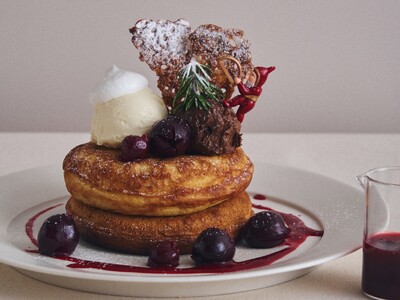 ショコラとチェリーが主役。ビブリオテーク12月限定〈フォレノワールパンケーキ〉登場