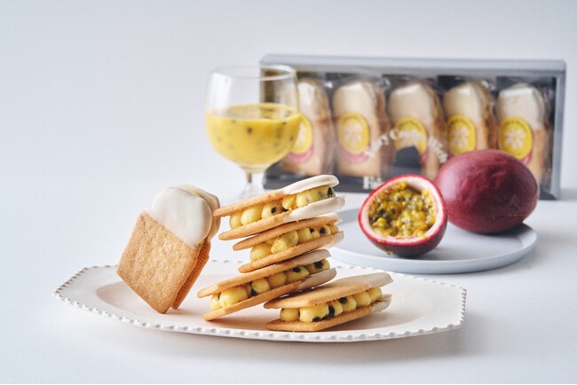 千葉・館山のパッションフルーツ農園『RYO'S FARM』× フェアリーケーキフェアが初コラボ！完熟果実をまるごと味わう、ポリポリ弾ける種の新食感「リリコイ生バターサンド」が6月9日（火）新発売