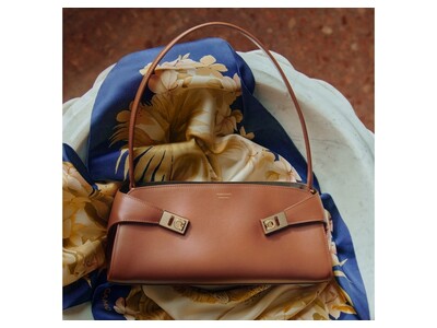 【阪急うめだ本店】7月17日(金)、5階『HANKYU LUXURY』に「FERRAGAMO （フェラガモ）」がリニューアルオープン