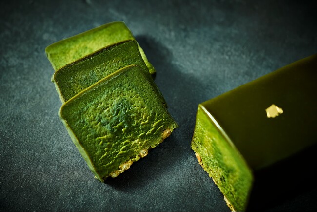 【創業100年の老舗茶舗×濃厚ショコラ】新宿弁天町から、極上の「抹茶テリーヌ」が誕生。F CHOCOLATより店舗限定「極 -KIWAMI- 抹茶テリーヌ」2026年3月19日発売