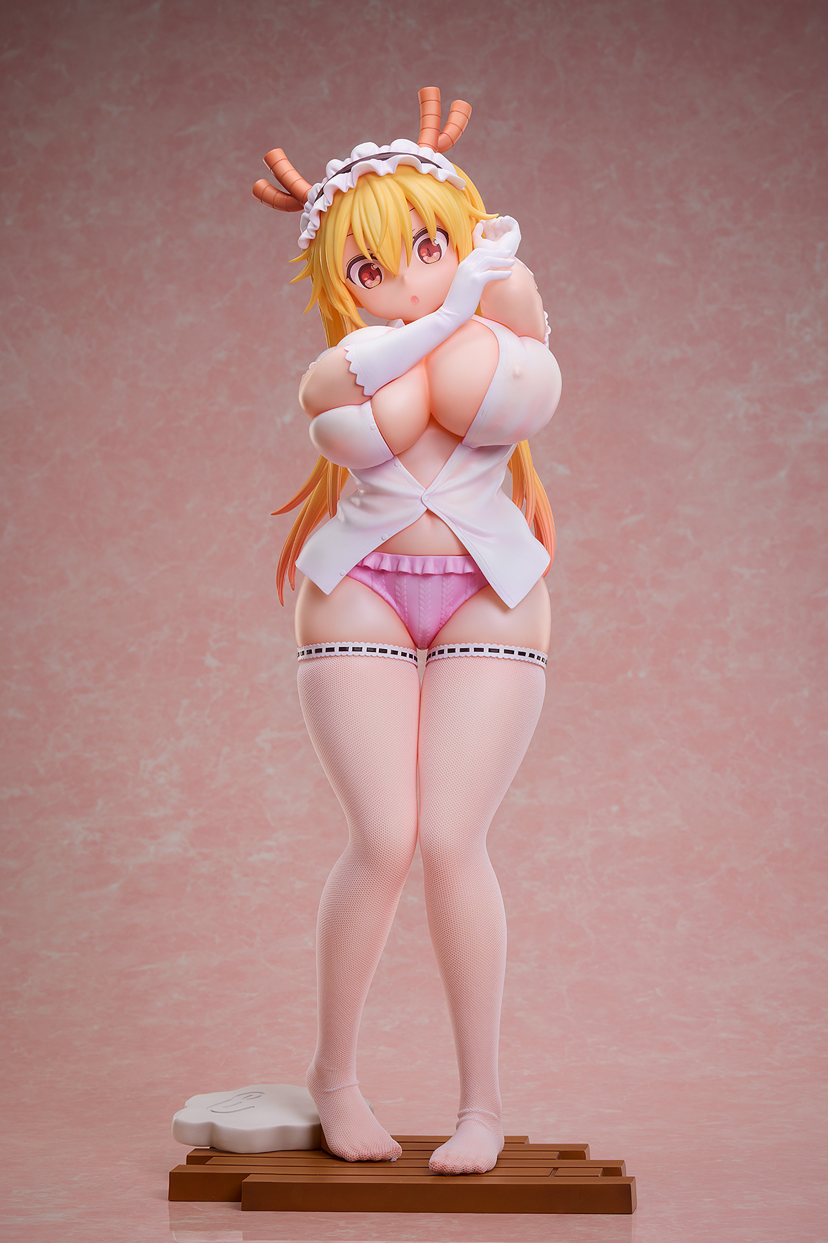 「小林さんちのメイドラゴン」より、全高約48cmの『トール 1/4スケールフィギュア』2025年7月15日（10：00）より予約受付開始！予約締切は9月26日！