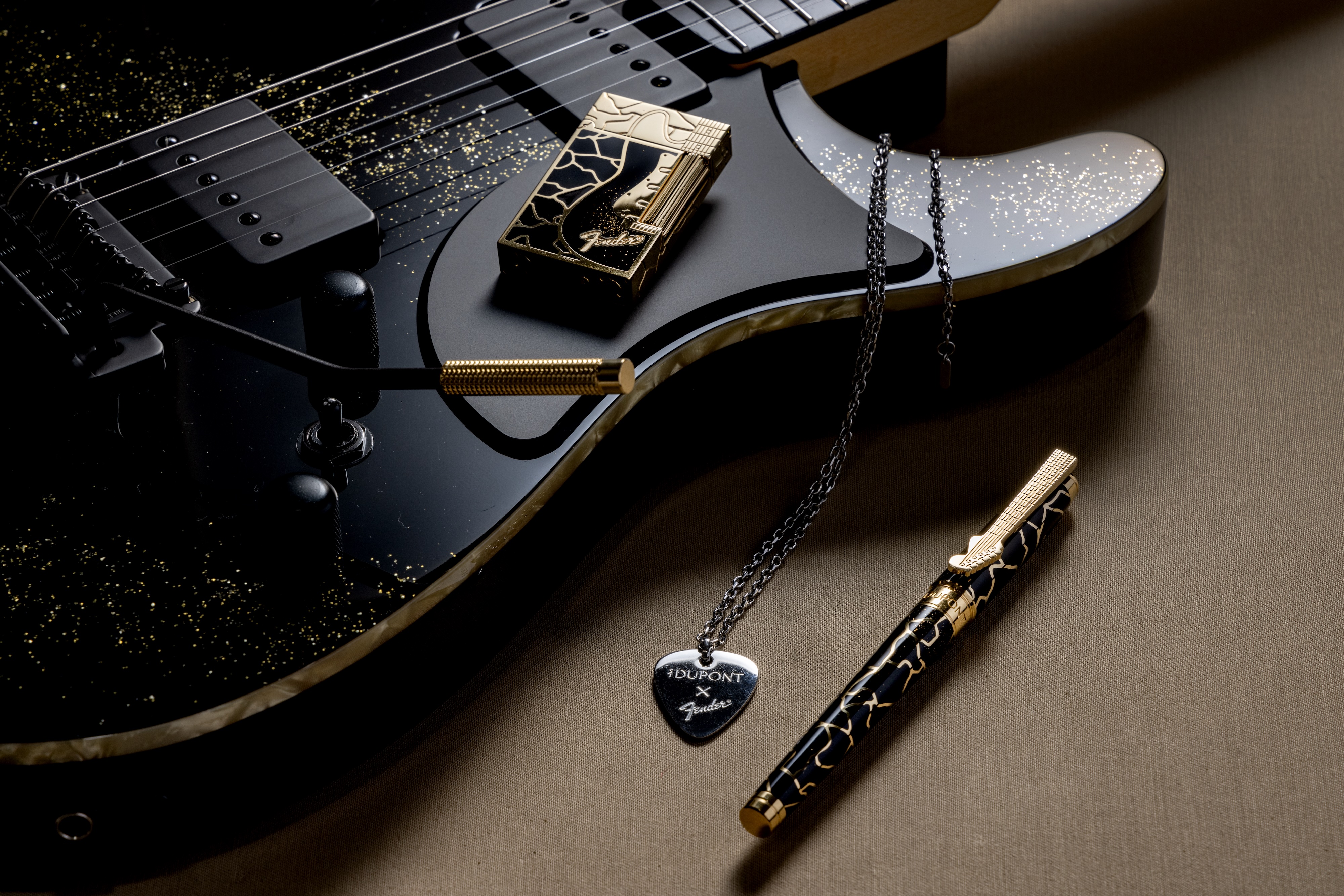 【エス・テー・デュポン】S.T. Dupont × Fender(R)︎ロックスピリットとクラフトマンシップが融合した限定コレクションを発表