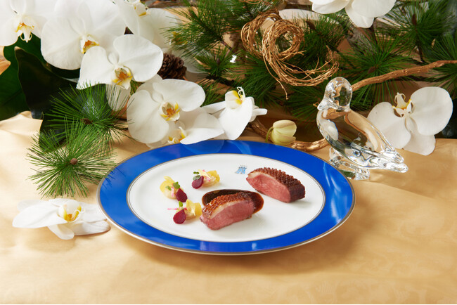 年末年始をもっと特別に。「フランス版人間国宝」M.O.F.シェフが贈る至福のひととき。