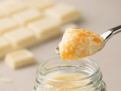 「白いのに、カカオが香る。」未脱臭ホワイトチョコ×特許製法。300個限定のホワイトデープリン『ホワイトエアリー』誕生