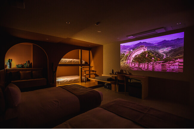 �S��4K�v���W�F�N�^�[�ݒu�́g����Y���z�e���h�uSABLIER by R HOTEL�v�����E����ɒa���B�J�Ƃɐ�삯�ē������ю������4/27�i���j�ɊJ�ÁI