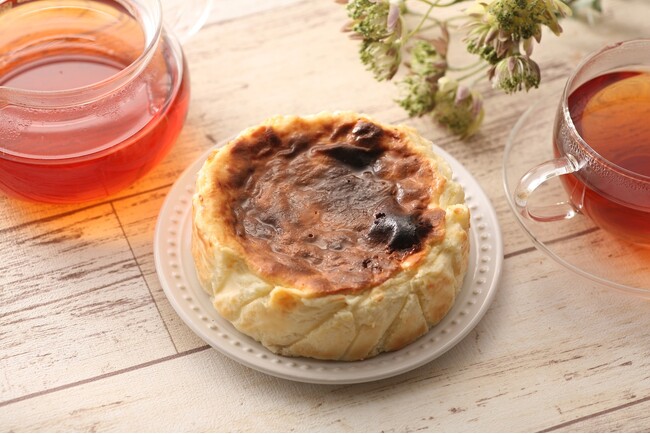 【バスクチーズ並木】ひんやり濃厚な贅沢を夏のご挨拶に。期間限定シール付きバスクチーズケーキで贈る、心に残る夏ギフト