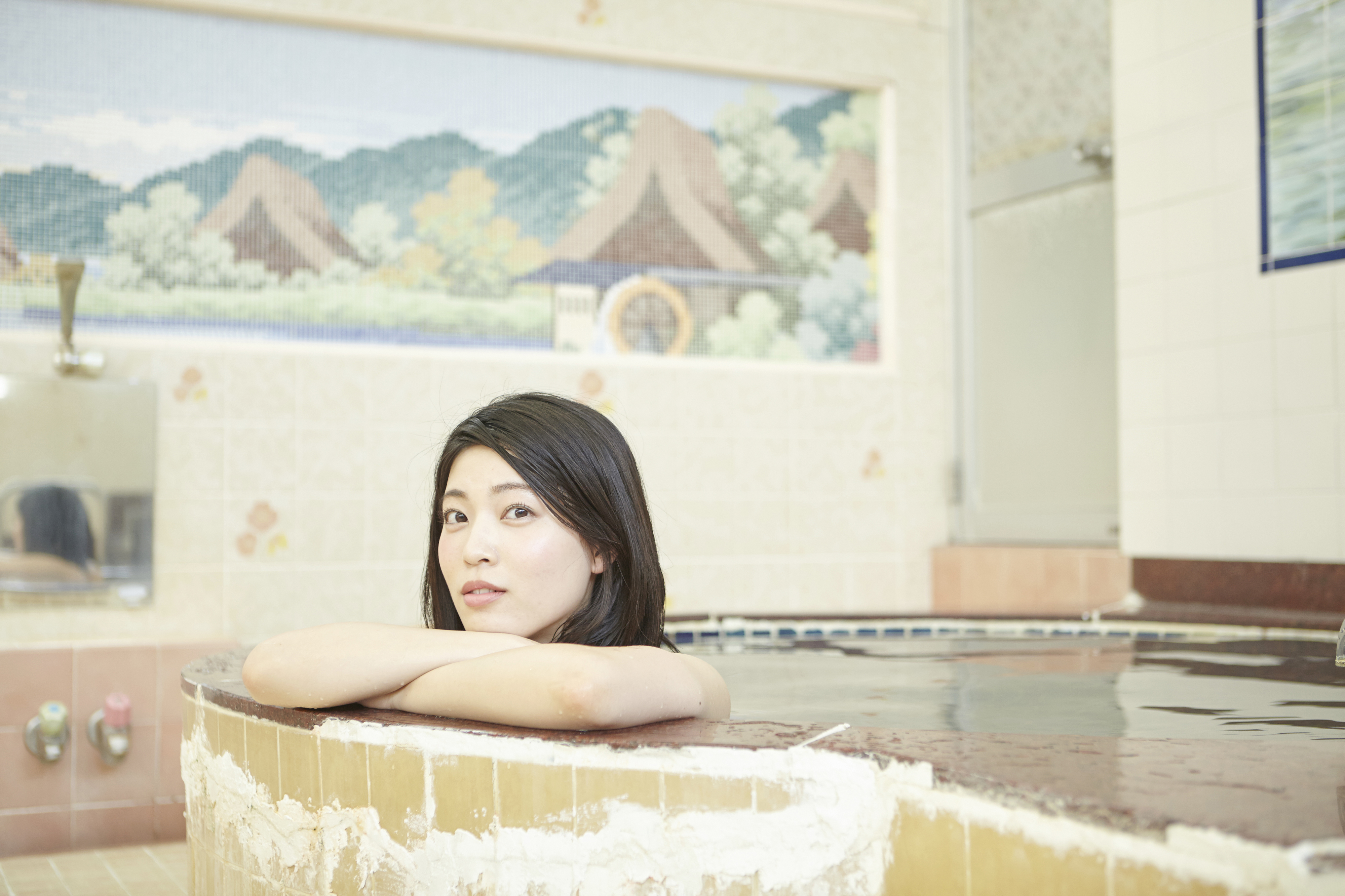【冬から春は、お尻代謝低下注意報】温泉で他人のお尻チェックする女性は6割越え「まるごと美尻育成コース」のご紹介