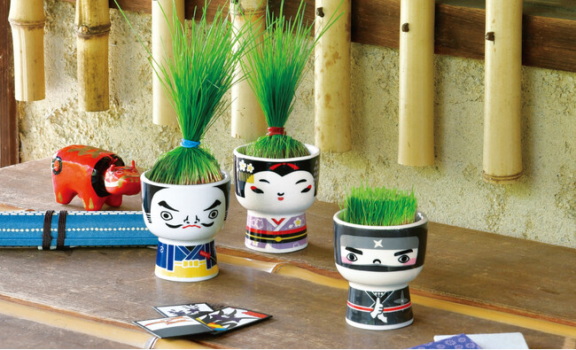 侍・芸者・忍者をモチーフにした芝栽培キット『芝って栽培キット JAPAN』を8月24日に発売。芝を”髪の毛”に見立てて育てる、新感覚の日本モチーフ雑貨として登場