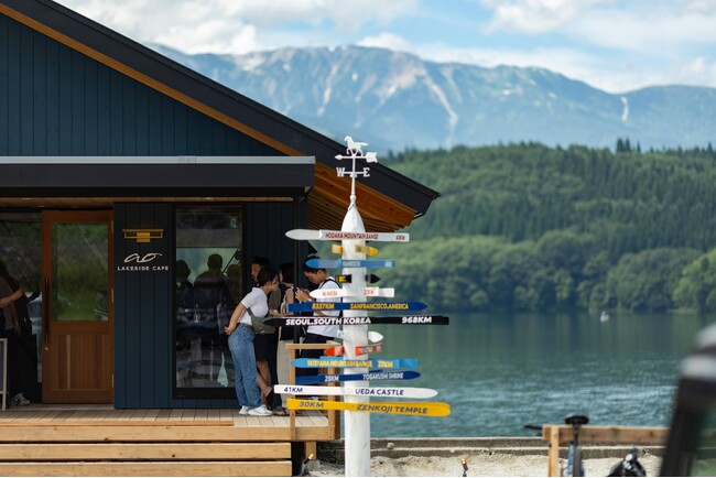 「ao LAKESIDE CAFE」＆「Hakuba Zekkei Sauna “ao”」累計来場者数6万人突破！　3月20日（祝）より春の新メニュー登場