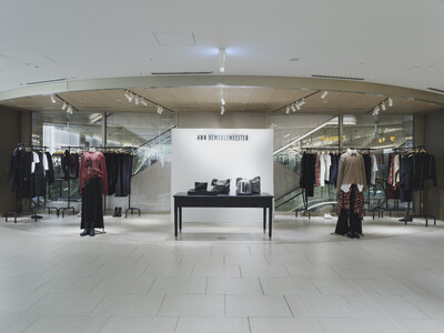 ANN DEMEULEMEESTER GINZA SIXにて2026年秋冬コレクションのポップアップが開催
