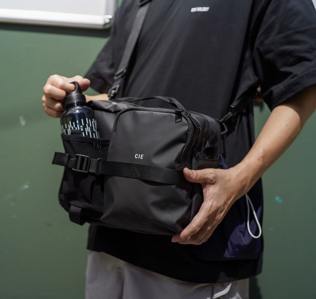 暑い夏にぴったり！バッグブランド「 CIE 」のボトルショルダーバッグのご紹介！[ 7月限定 ]クリアボトルプレゼントキャンペーン！