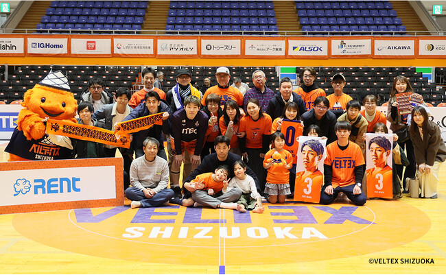 産業機械 総合レンタル「レント」 プロバスケットボールチーム ベルテックス静岡とパートナーシップ契約を更新