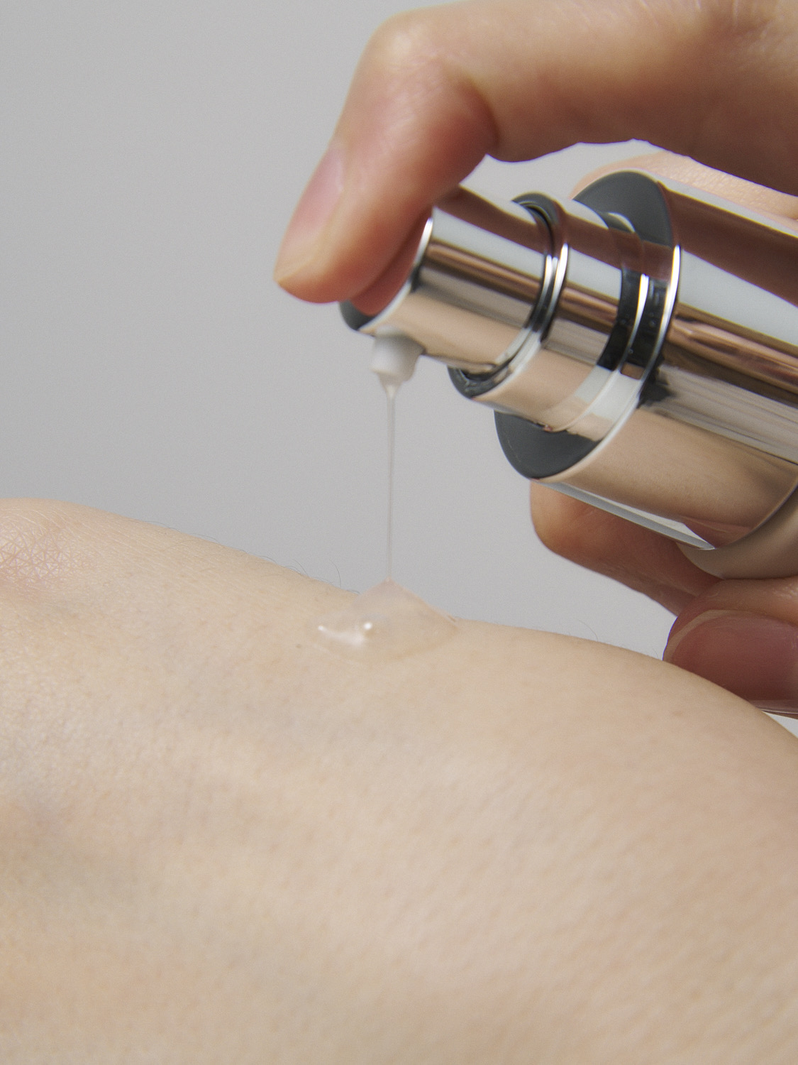 【10/16(木) 発売開始】幹細胞×発酵、全成分国産。“素肌力”を呼び覚ます導入美容液『RETHREE（リスリー）』が誕生