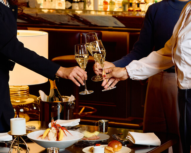 【ハイアット リージェンシー 東京】都心で過ごす、上質なホワイトクリスマス「フェスティブシーズン2025」を開催