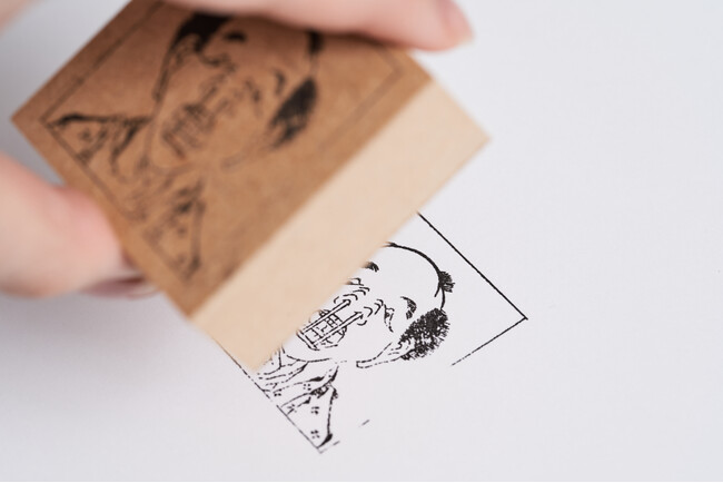 使うから“飾る”へ　ゴム印が北斎漫画で蘇る新・観光みやげ