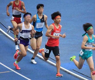 松戸市立松戸高校 陸上競技部が強い理由インターハイ入賞、関東駅伝出場を目指す森田瑛仁選手と伴走する師匠に聞く