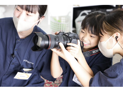 子どもたちが写真スタジオのスタッフに！トータルスタジオフォセットが、子どもたちの夢を応援します！夏休みお仕事体験イベント「なりきりフォセット」を開催！