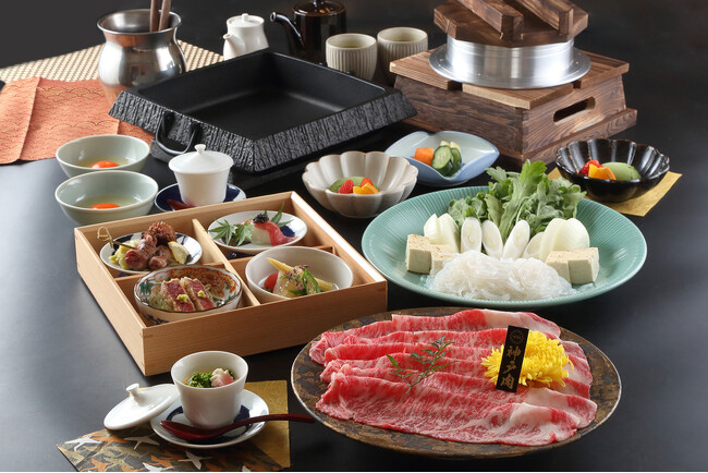 【5月19日 メディア向け試食・内覧会のご案内】最高品質の神戸牛を日本伝統の関西すき焼きで提供！大阪・心斎橋に「神戸牛すき焼き 牛陣」が2025年5月23日オープン