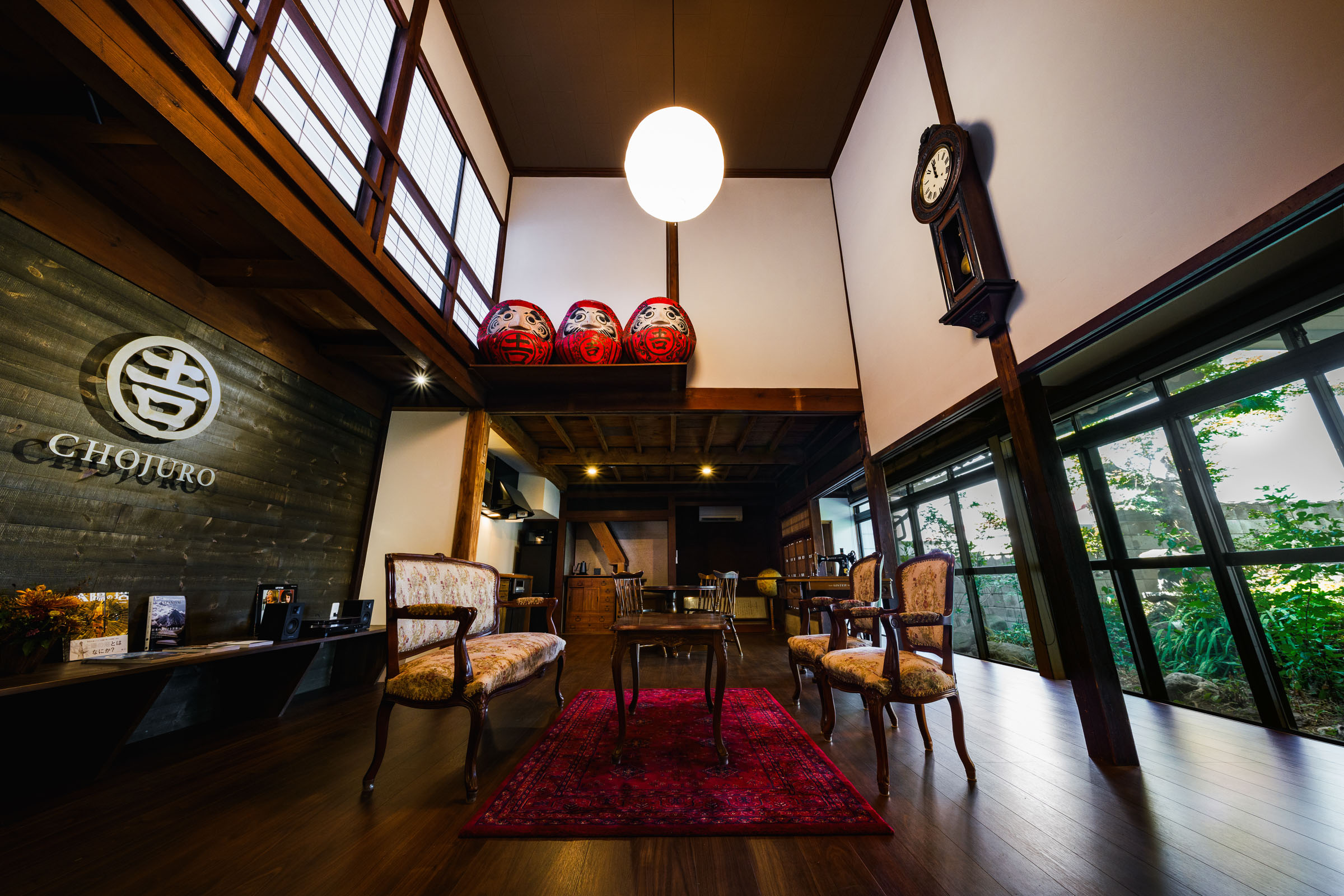 送迎付きでめぐる、ワイン、日本酒、ビールを愉しむ酒の旅｜古民家ステイ長寿楼【長…