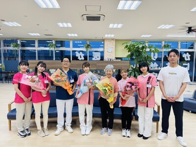 �����s�𕑑�Ƃ����ӂ邳�Ɖf��w���΂������̂��������x���ӂ邳�Ɖf��ՂɂČ��J