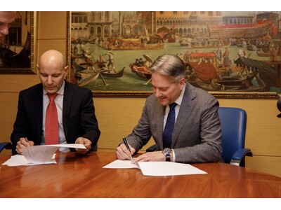 ノルウェージャンクルーズライン(R)、フリートに最新客船「ノルウェージャン ルナ(TM)」を迎える