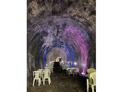 �o�^�L�`�������̃g���l���Ńr�[���𖡂키�ċG����C�x���g ����g���l���Q�u�X�̃r�A�z�[���v���J��