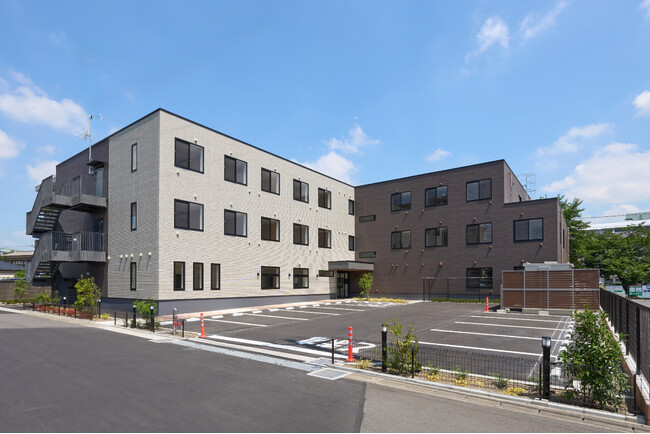 8月1日、新たな暮らしの場「エクラシア松戸常盤平（住宅型有料老人ホーム＋デイサービス）」がオープン！