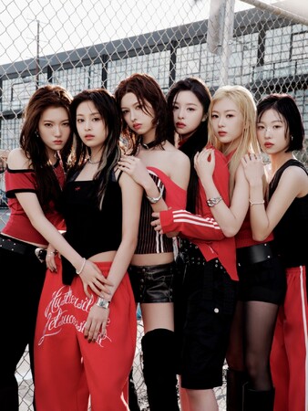 「D-DAY」AtHeart、デジタルシングル「Butterfly Doors」全世界発売!新たなチャプターへ