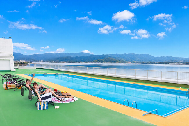 地域最速オープン！リステル浜名湖の屋上スカイプール、6月20日(土)に営業開始。