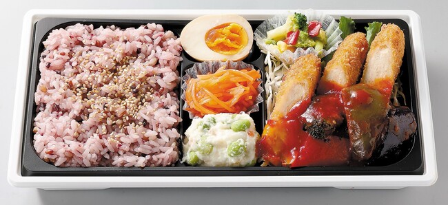 【コープデリ】日本栄養大学食文化栄養学科の学生が開発した、スマートミール基準の弁当「鶏ささみフライのラタトゥイユがけ弁当」7月20日（月）から会員5生協の店舗で発売