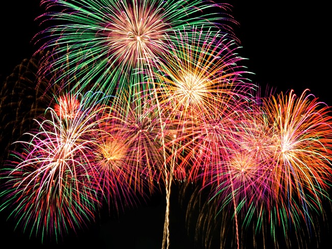 【青森 ウエルネスホテルReLabo】2026年8月7日 限定5組様 青森駅直結で見晴らしの良いReLaboラウンジで、約11,000発の花火をシャンパン片手に愉しむ特別宿泊プラン先行販売!