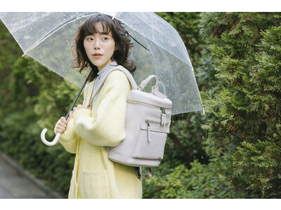 働く女性のためのバッグブランド「W&.Day/Night」から、撥水素材で雨の日の通勤も快適に過ごせる「ムラック トップオープンリュック」登場