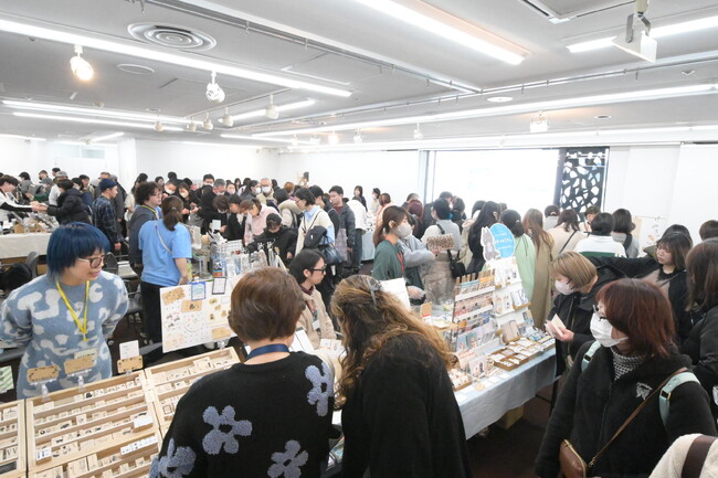 プレスリリース「銀座の画廊で開催された『にゃん具博』に長蛇の列　2026年6月『にゃん具博vol.2』開催決定！」のイメージ画像