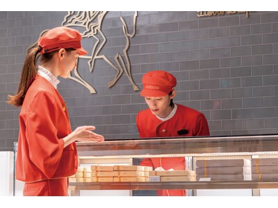 ゴディバの創業100周年の節目に、感謝を込めて　ユニフォームを12年ぶりに全面リニューアル