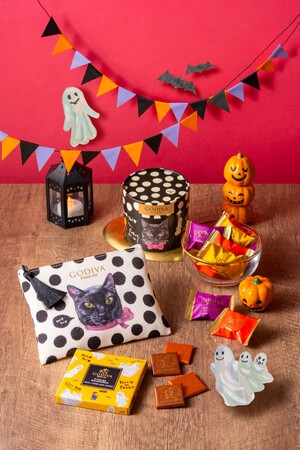 2026年はゴディバのハロウィンのシンボル、黒ネコがお友達のゴーストたちと一緒に登場!ポムポムプリンやクロミのぬいぐるみチャームも!!「ゴディバ ブラックキャット コレクション」