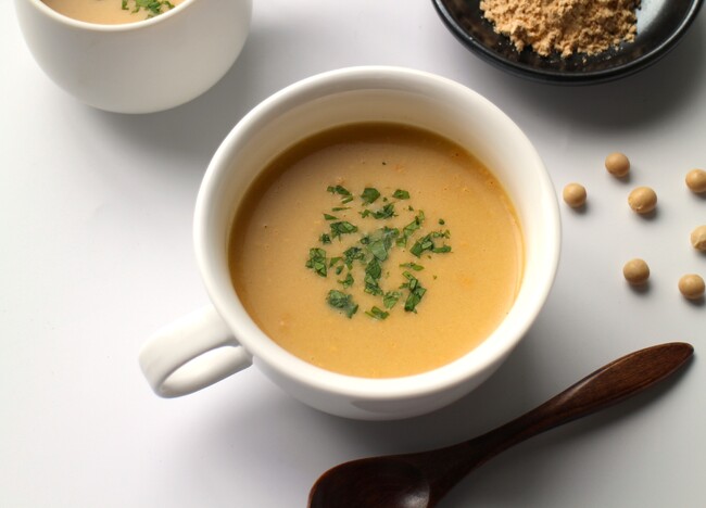 【新発売】和×洋のプロテインスープ　「玉三　香ばしきな粉のコーンポタージュ」