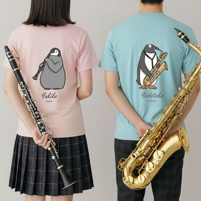 【ココロを贈る 名入れギフトOkulu】ゆるかわペンギン×本格吹奏楽のユニークなデザイン。吹奏楽の"好き"を応援する【 ペンギン吹奏楽Tシャツ 】 が新登場