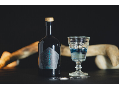 【新商品】蒸溜所1周年記念「naturadistill山菜アブサン」2025年11月12日(水)より数量限定発売！