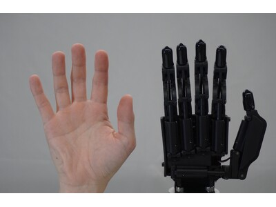 人間と同等サイズの5指ロボットハンド「CR Hand」販売開始