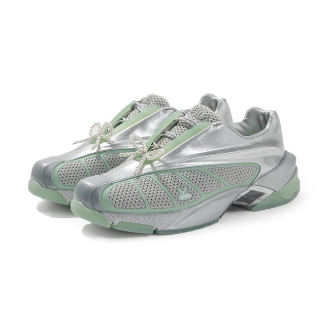 FILA×Rena Replica 2002 コラボスニーカーが登場！Rena のダンススピリットを落とし込んだ“表現する足元”