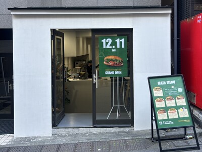 3.4万フォロワーのインフルエンサーが仕掛けるバインミー専門店「TOKYO BANH MI STAND」が12月11日、東京・赤坂見附にグランドオープンしました！