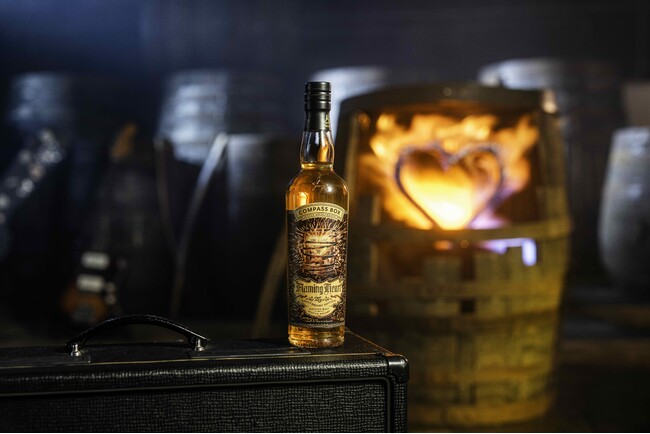 ウイスキー界の異端児「COMPASS BOX（コンパス ボックス）」、ブランド創業25周年を記念した『Flaming Heart 25周年記念エディション』を2025年8月以降に国内で順次販売予定