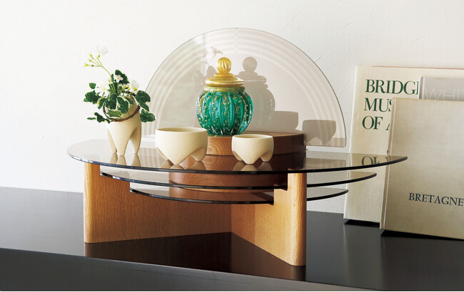 【現代仏壇】墓じまい後も安心──故人を身近に感じるミニ骨壺や遺骨ジュエリーなど「手元供養」の特設展示を全国の直営店で開催中