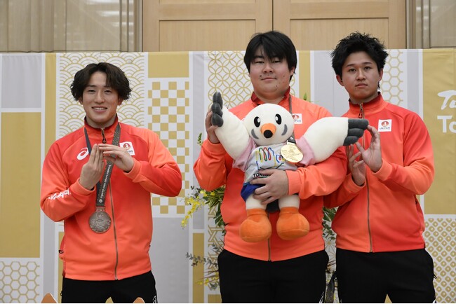 東京パワーテクノロジー所属・入社内定デフアスリート3名が東京都栄誉賞・都民スポーツ大賞を受賞