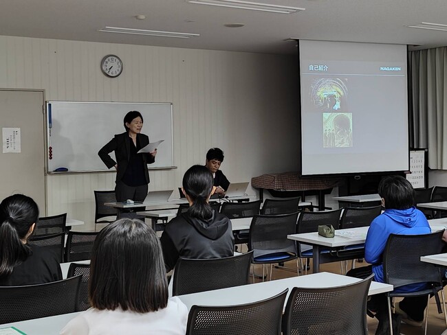 中学生のための社会人講話を2日間にわたり開催