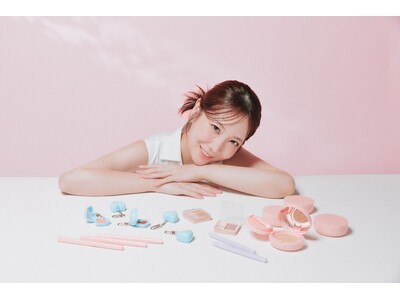 登録者157万人の美容系YouTuber「コスメヲタちゃんねるサラ」が共同開発！100均ワッツのオリジナルコスメブランド「fasmy」とのコラボアイテム全6種が10月28日（水）発売