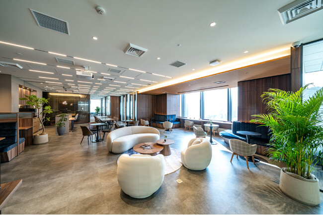 Compass Offices、東京に新拠点を2拠点連続オープン ～ 浜松町WTC annexと八重洲ダイビルで拡大展開 ～
