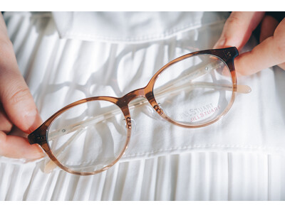 JILL STUART アイウェア 軽やかフェミニンな新コレクションを発表